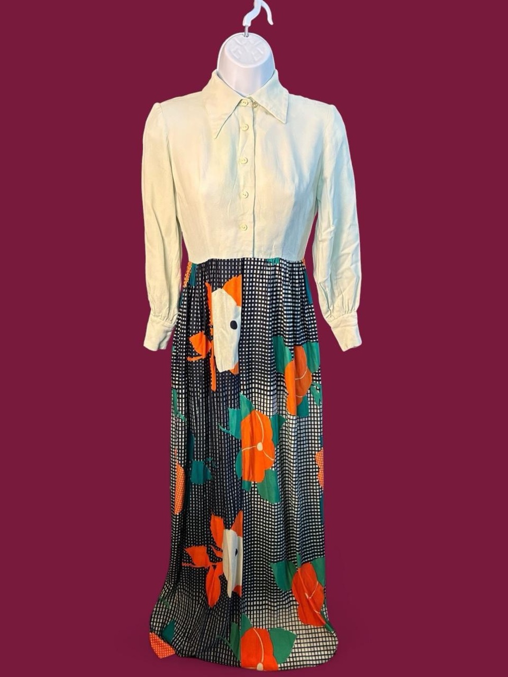 Vintage 60’s/70’s AS IS maxi dress. Long sleeves and fun floral print bottom.